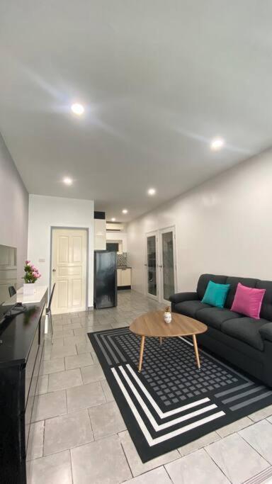 Pool Villa Pattaya Phratamnak C2- 2 Bedroom หาดจอมเทียน ภายนอก รูปภาพ